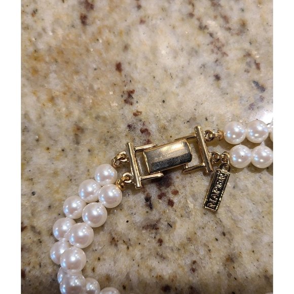 NEW! Vintage Signed Napier Double Strand Faux Pearl Bracelet Gold Tone Clasp - Picture 6 of 8